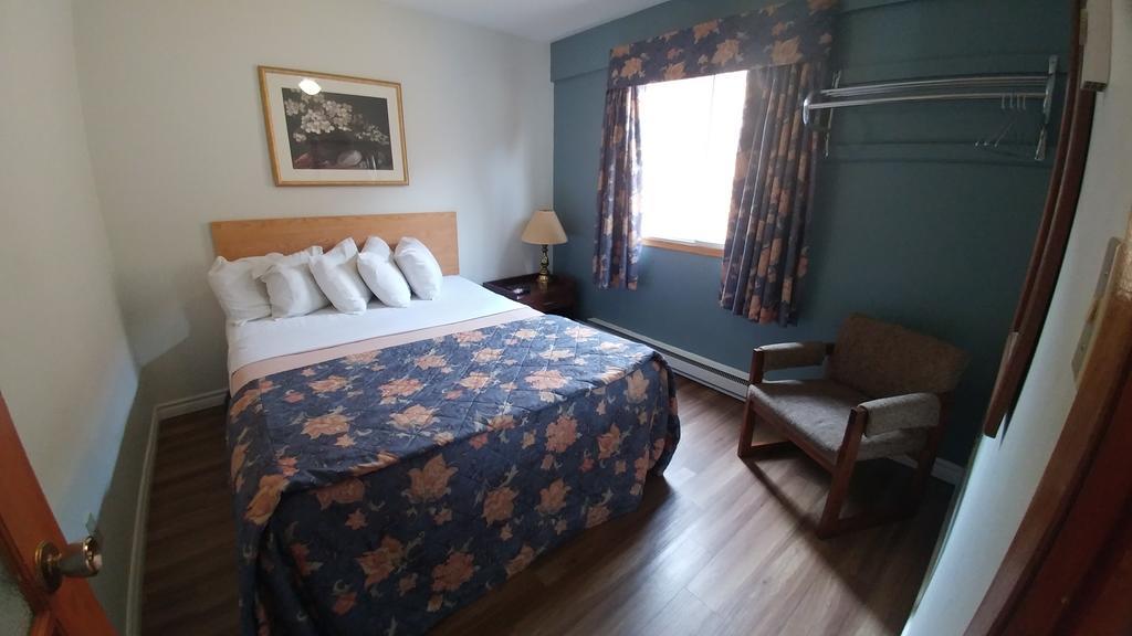 Northlander Motel Sault-Sainte-Marie Extérieur photo